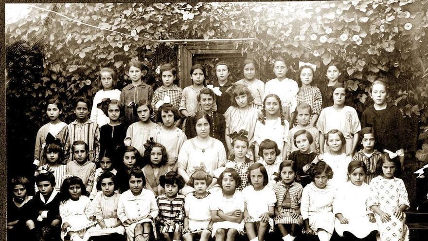 María Vázquez, mestra pioneira, admirada e fusilada