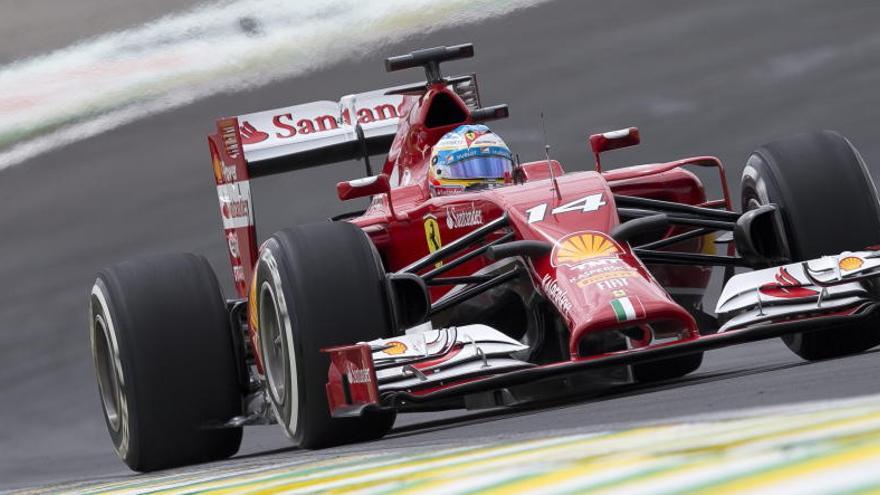 Alonso en el circuito de Interlagos.