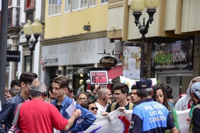 Concentracio huelga de estudiantes