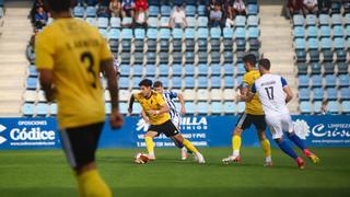 Míchel se estrena en el banquillo del Compos atajando la sequía goleadora