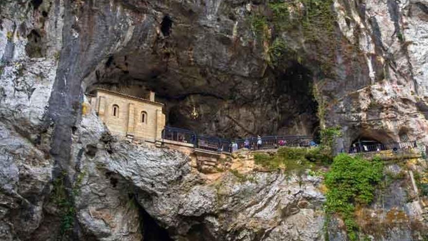 Las críticas más surrealistas de turistas a los atractivos de Asturias que te harán reír (o llorar)