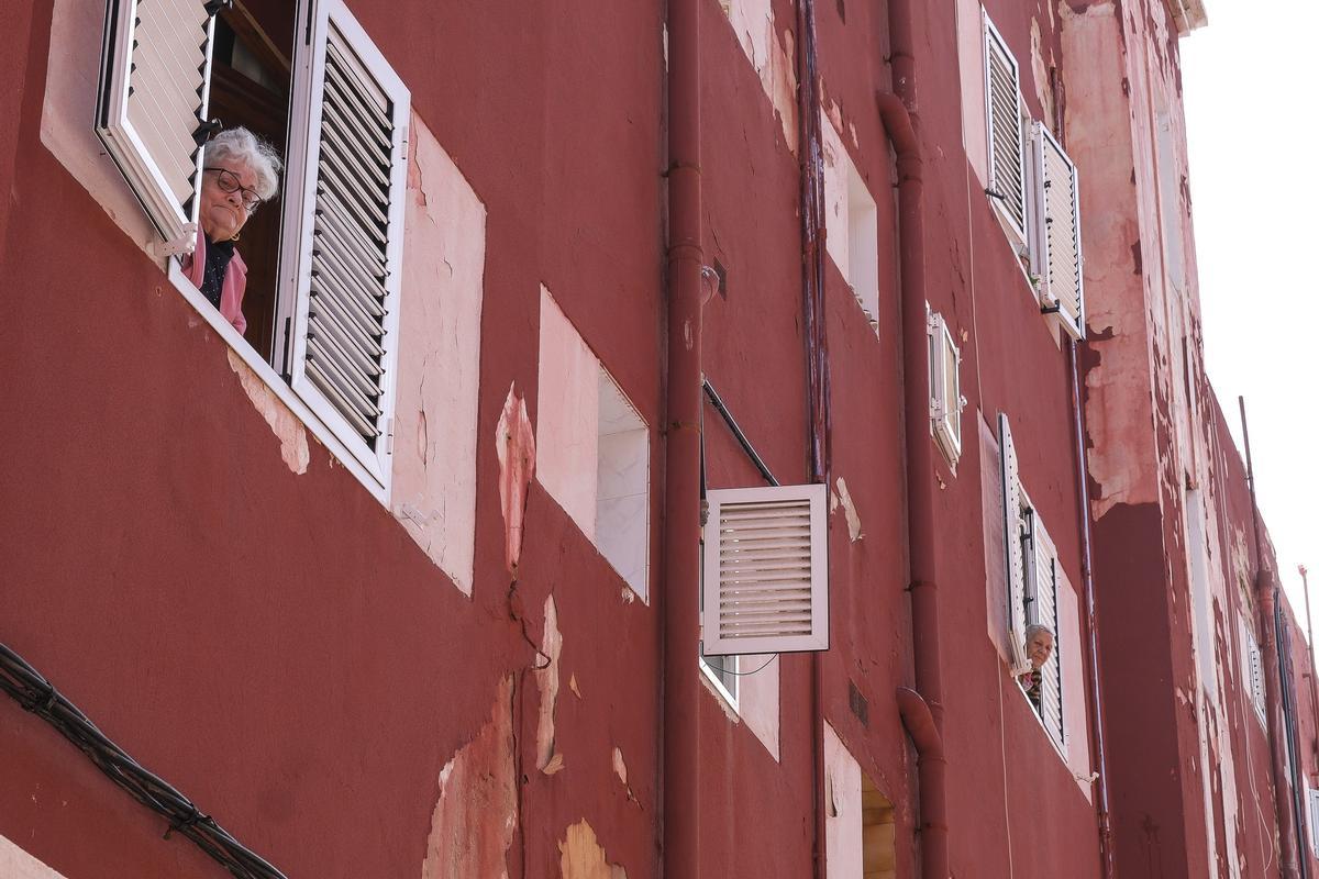 Viviendas de Sanz Orrio en malas condiciones.