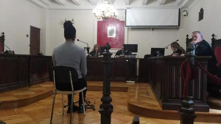 La empleada de hogar que &quot;limpió&quot; 30.000 euros a su jefa de 90 años en Zamora cumplirá dos de prisión