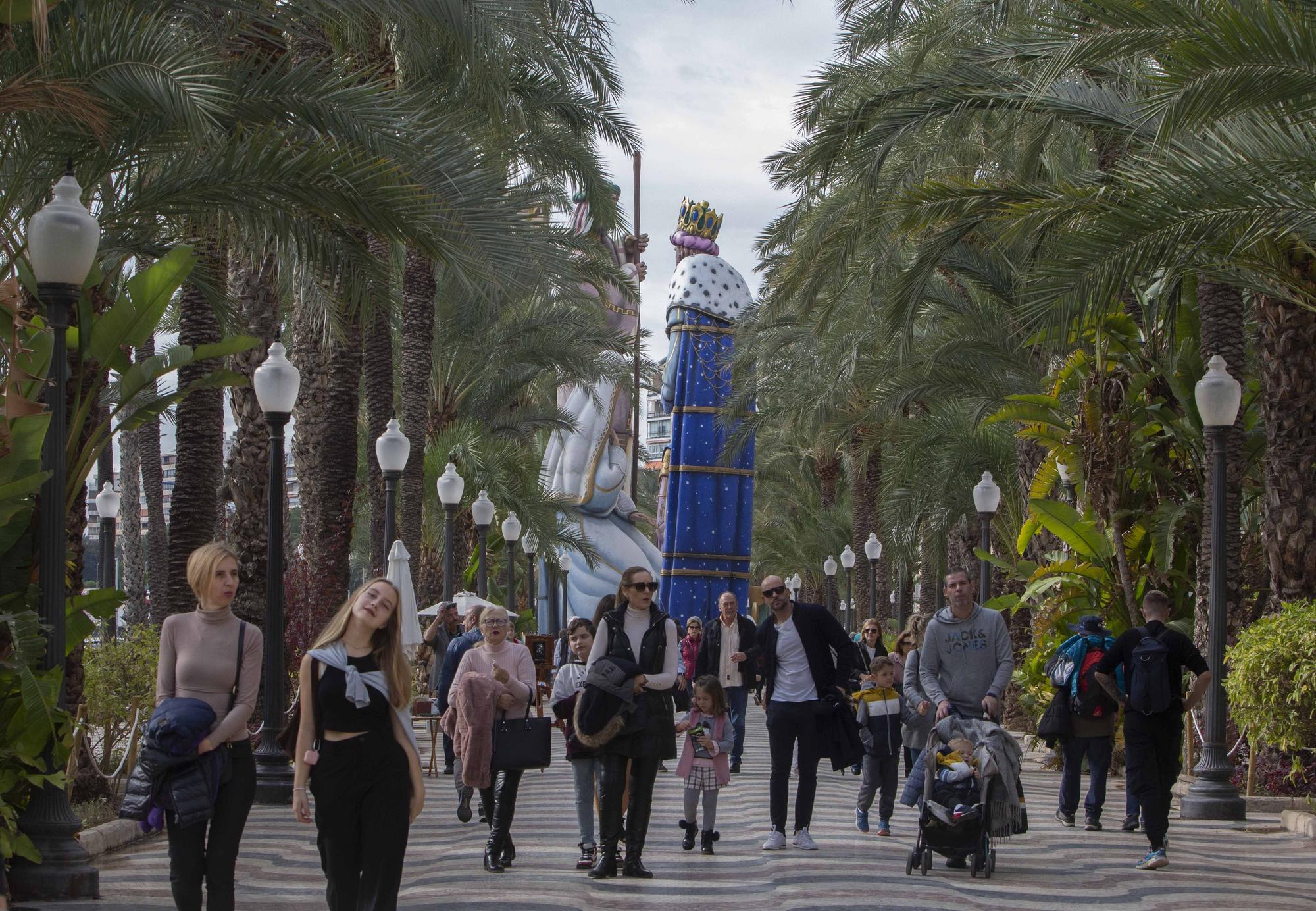 Los turistas desafían al pronóstico del tiempo y llenan el 70% de las plazas durante este macropuente