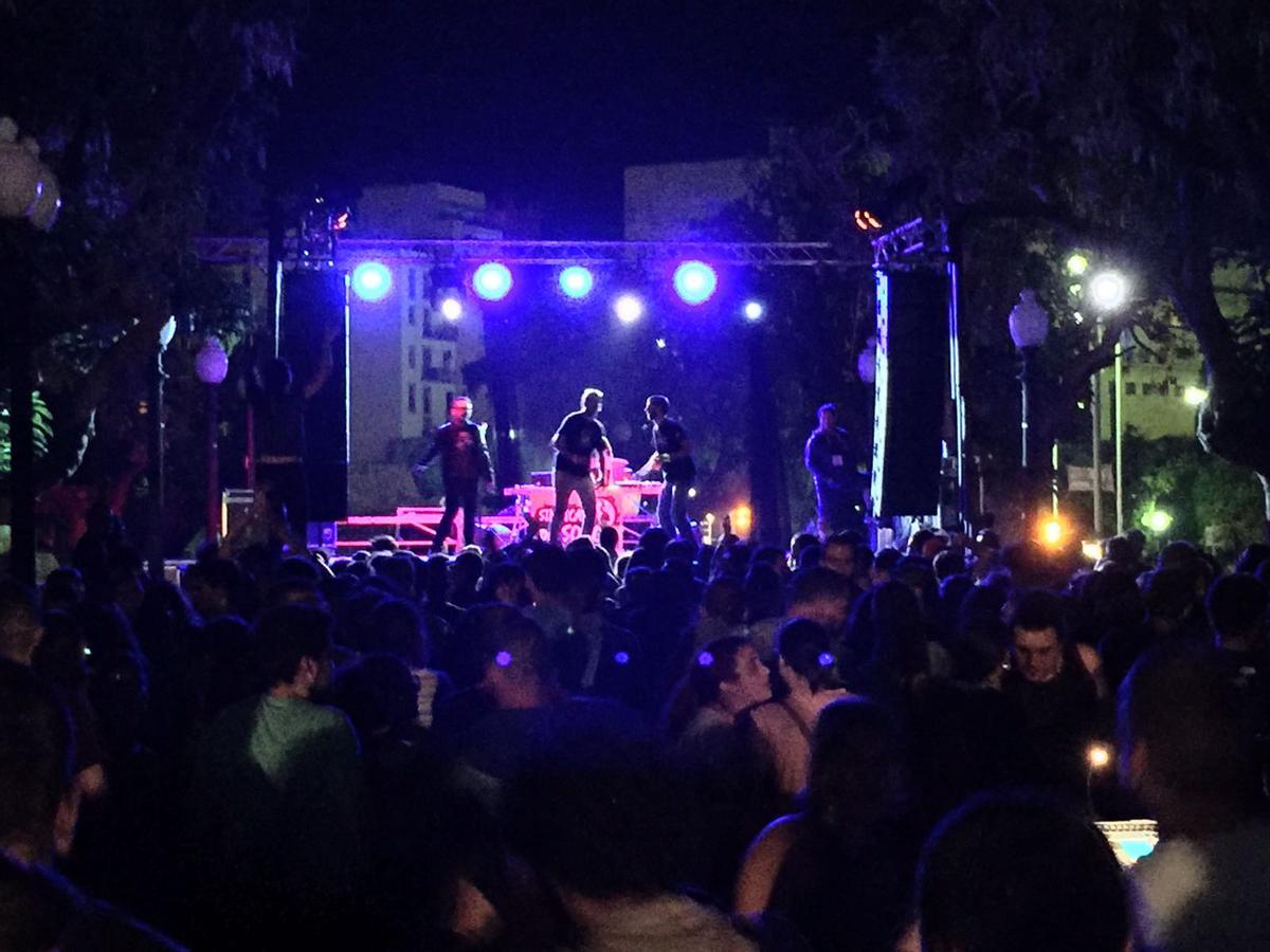 Un concierto de Barraques Tarragona, en una edición anterior, en el paseo de les Palmeres.