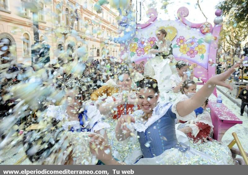 Galería de fotos -- Espectacular  Coso Multicolor