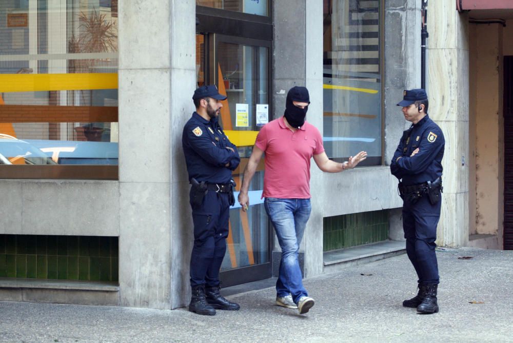 Registre policial a la Fundació Plataforma Educativa de Girona