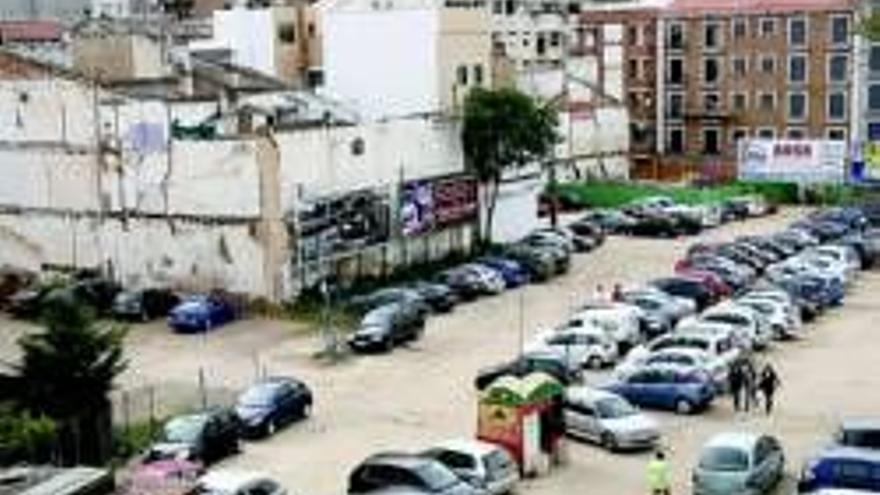 La concesionaria del párking de Prim quiere plazas de rotación