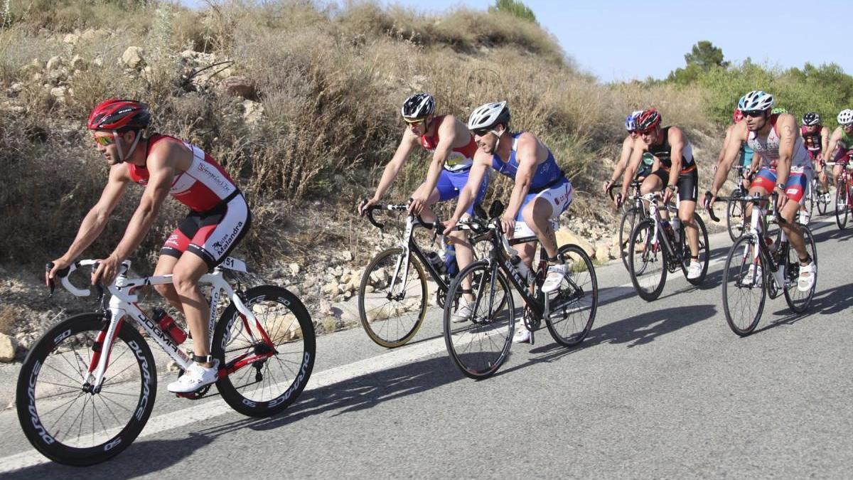 El Triatlón de Cehegín mantiene su fecha