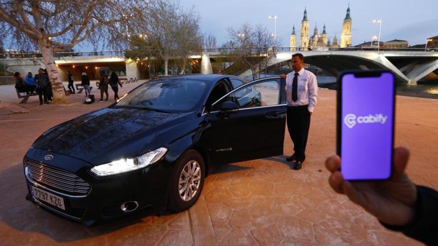 Cabify duplicará su presencia en Zaragoza en las próximas semanas con 20 coches más