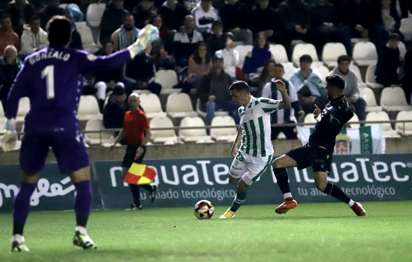 Córdoba CF-Castellón: las imágenes del partido en El Arcángel