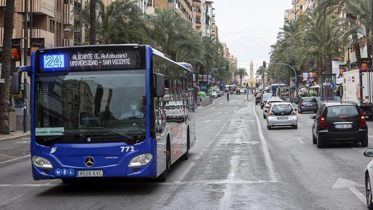 Una de las líneas de bus interurbanas gratuitas para los jóvenes.