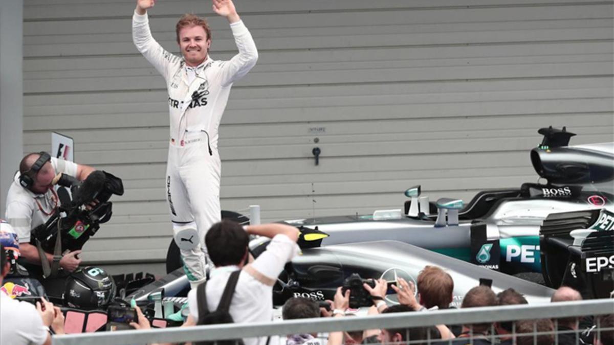 Rosberg, celebrando una nueva victoria en el Mundial