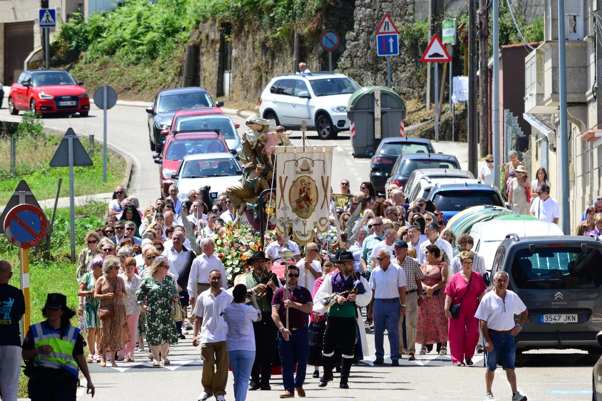 Las celebraciones en honor a la Virgen del Carmen en O Morrazo. La procesión en Bueu
