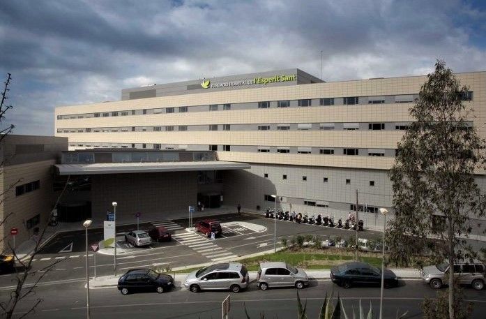 Fachada del Hospital Esperit Sant de Santa Coloma de Gramenet.