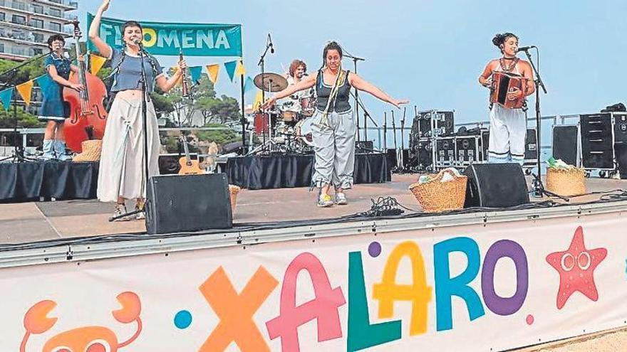 Rock per Xics i Filomena obren un Xalaro massiu a Platja d’Aro