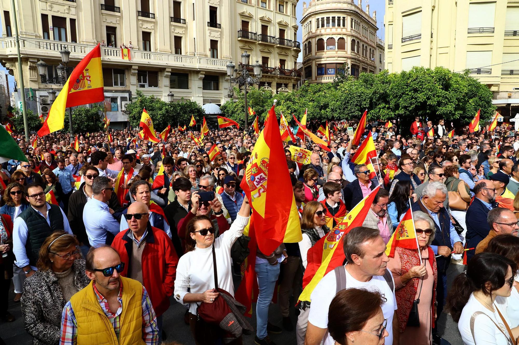 El PP de Córdoba congrega en Las Tendillas a miles de personas contra la amnistía