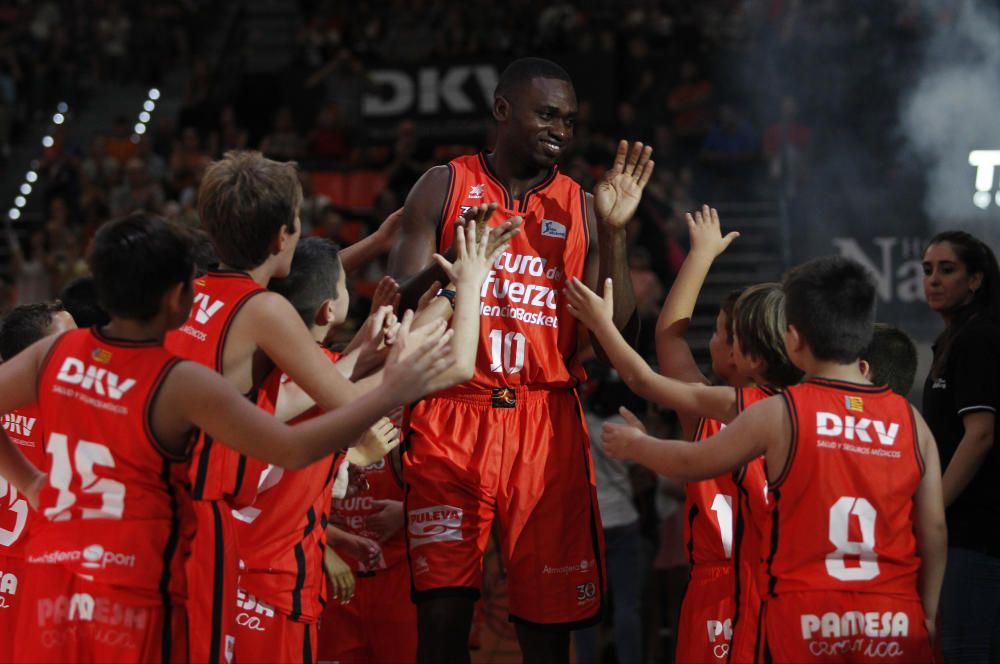 Todas las imágenes de la emotiva presentación del Valencia Basket 2016/17