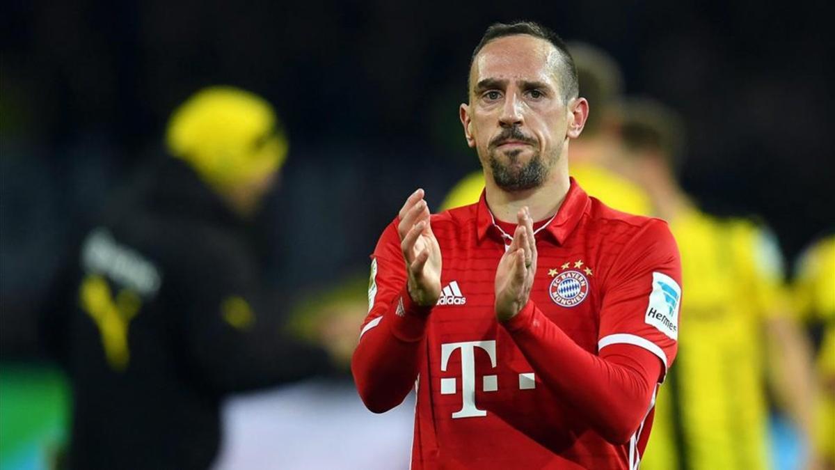 Ribery seguirá un año más en el Bayern