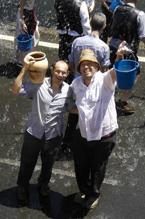 TRAIDA DEL AGUA 2016. LOMO MAGULLO. TELDE