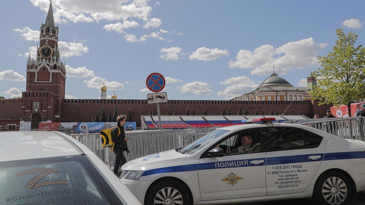Vehículos de policía en Moscú, en una imagen de archivo.