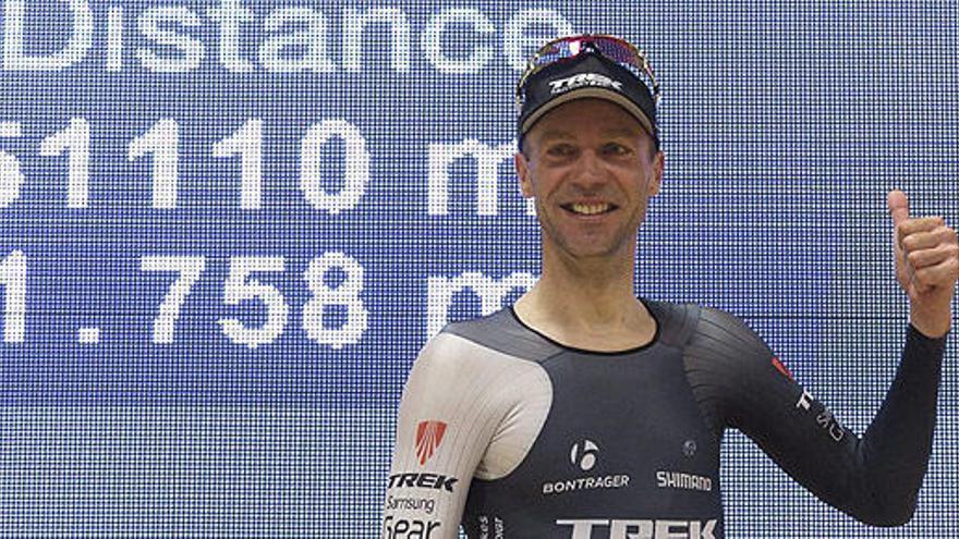 Jens Voigt, tras batir el récord de la hora.