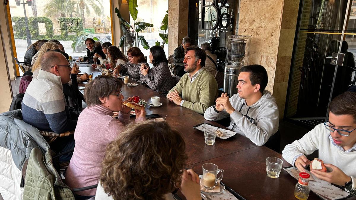 El alcalde Ruz, en un momento del desayuno