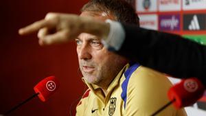 Hansi Flick, técnico del Barça, en La Cartuja.