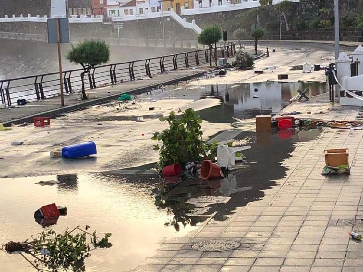 Desperfectos en Garachico tras el oleaje