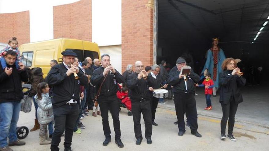 La plaza del Pilar celebra el Día de la Cultura Aragonesa