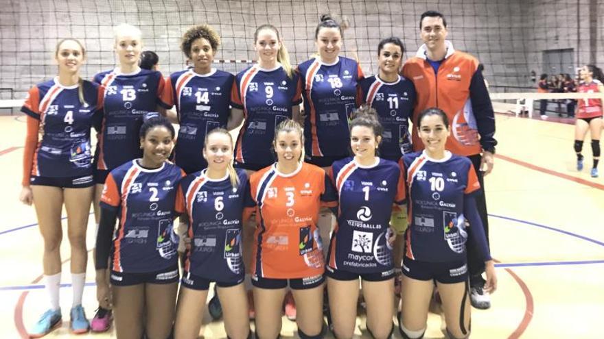 Las jugadoras del Elche Viziusport al final del encuentro