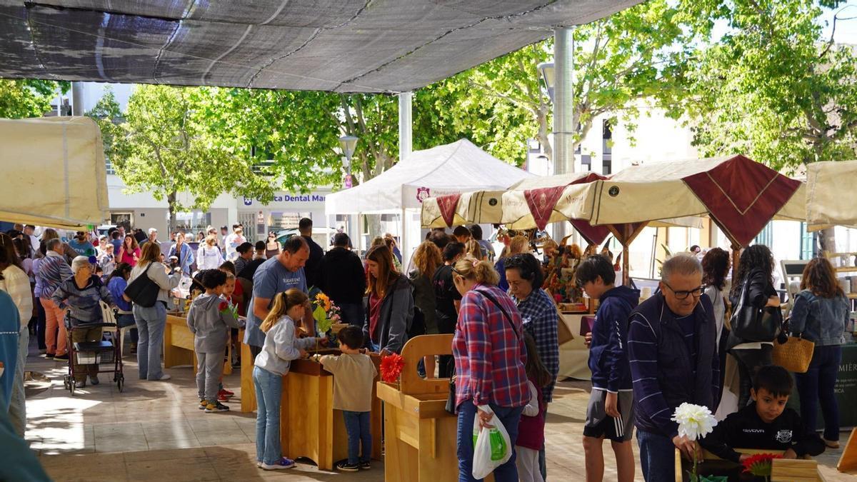 El mercado ha contado con una gran animación.