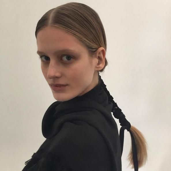La coleta del desfile Otoño/Invierno 2016 de Suno