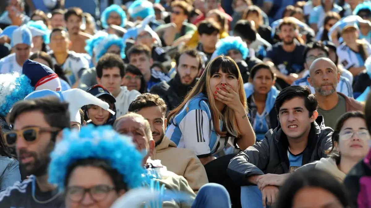 La hinchada argentina se vuelca con su selección