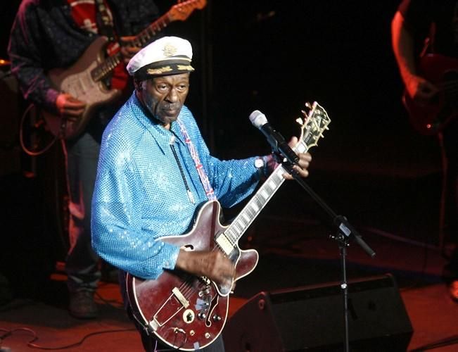 .CHUCK BERRY.