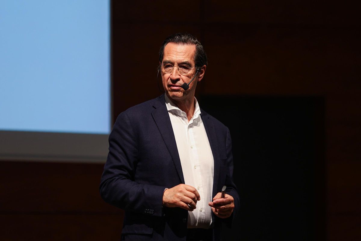 Mario Alonso Puig durante la ponencia