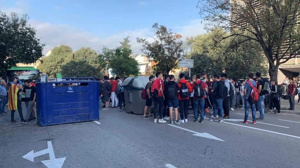 Respostes a la sentència: centenars de persones es manifesten a Manresa contra la sentència