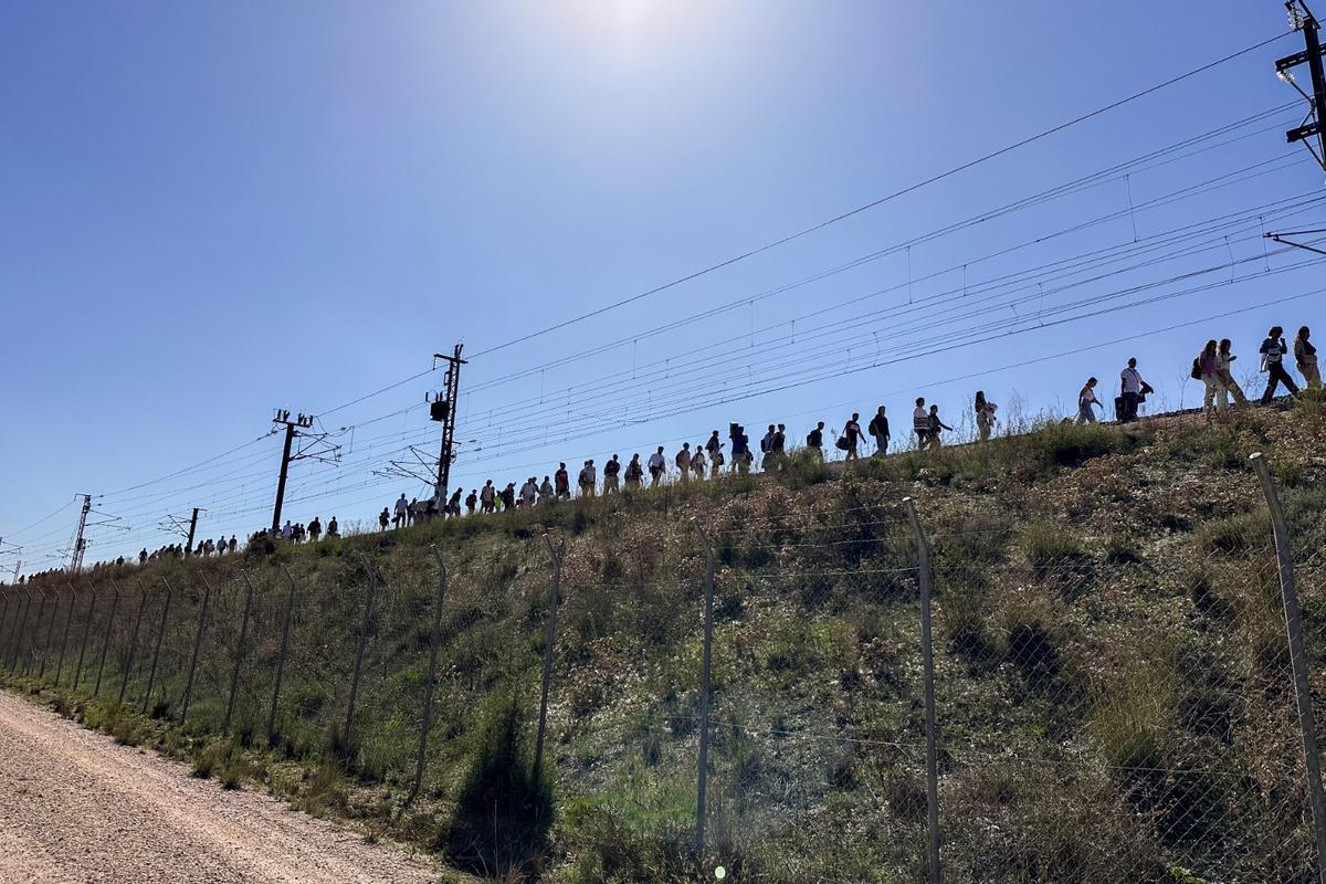 Una avería en la línea del AVE a Levante detiene varios trenes en Cuenca