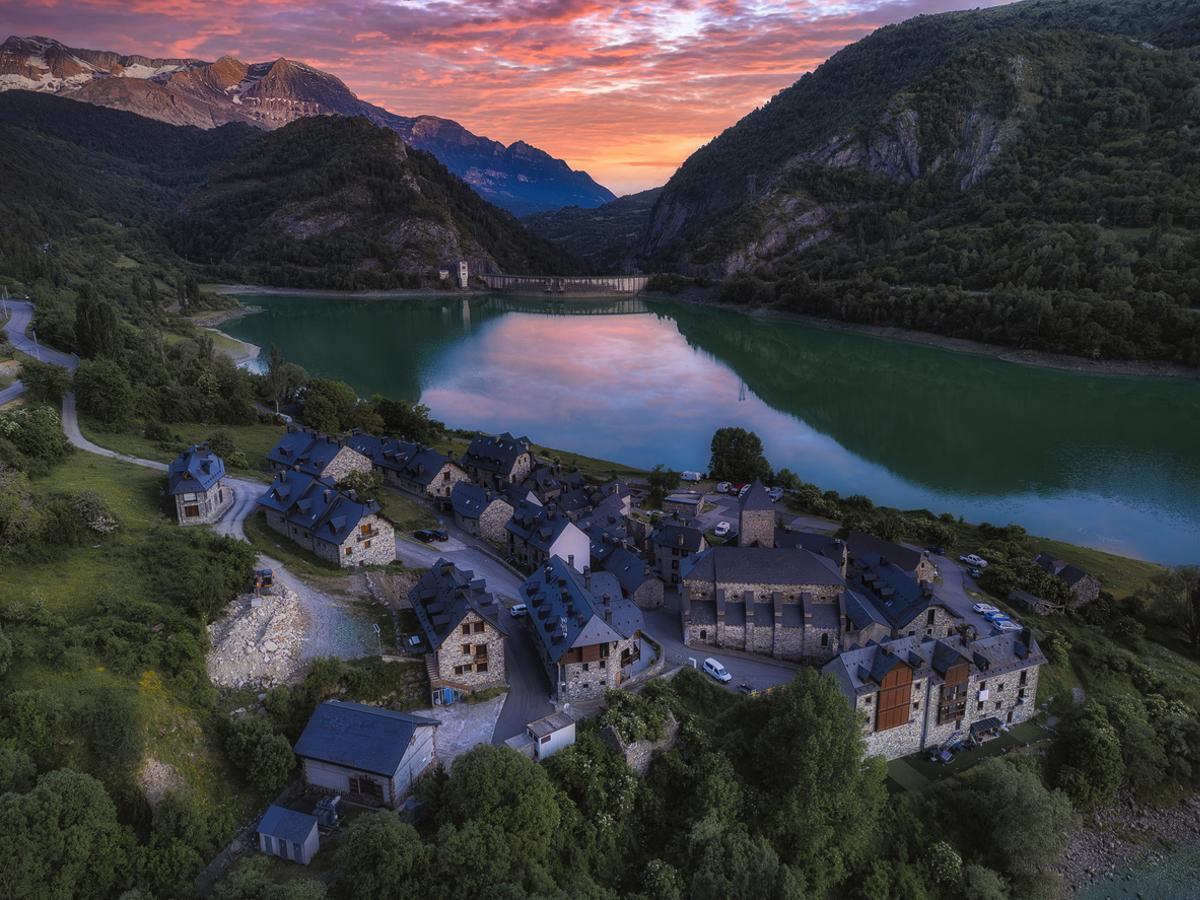 Valle del Tena