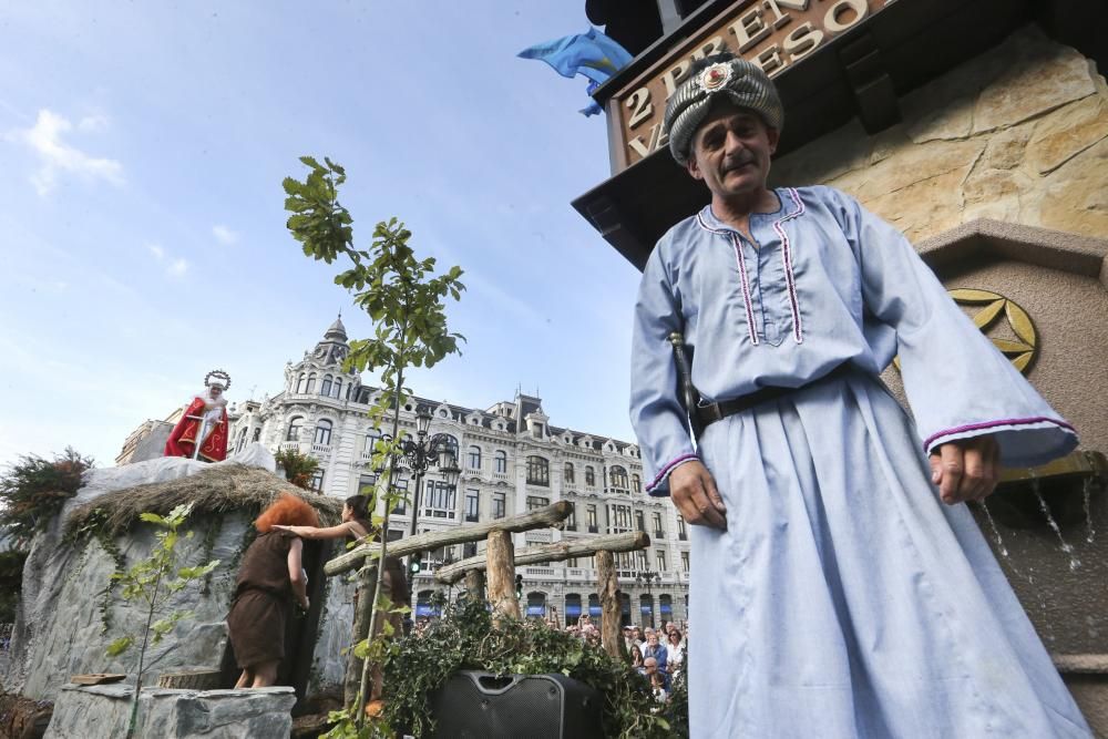 Desfile del Día de América en Asturias dentro de las fiestas de San Mateo de Oviedo