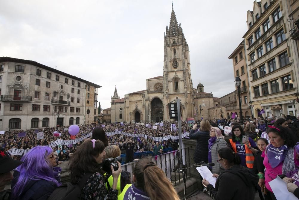 Manifestación del 8 M por las calles de Oviedo