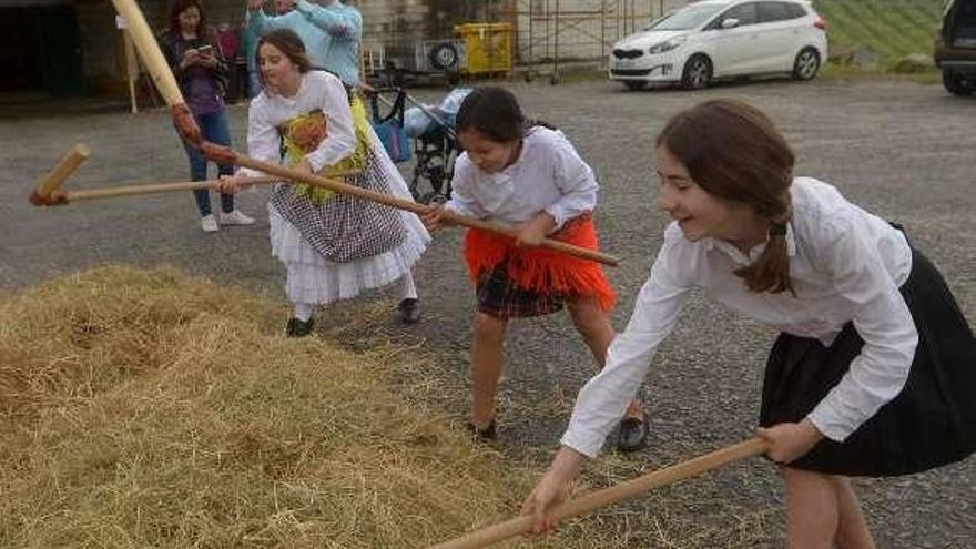 La Mostra de Oficios regresa a Baión este fin de semana . // Noé Parga