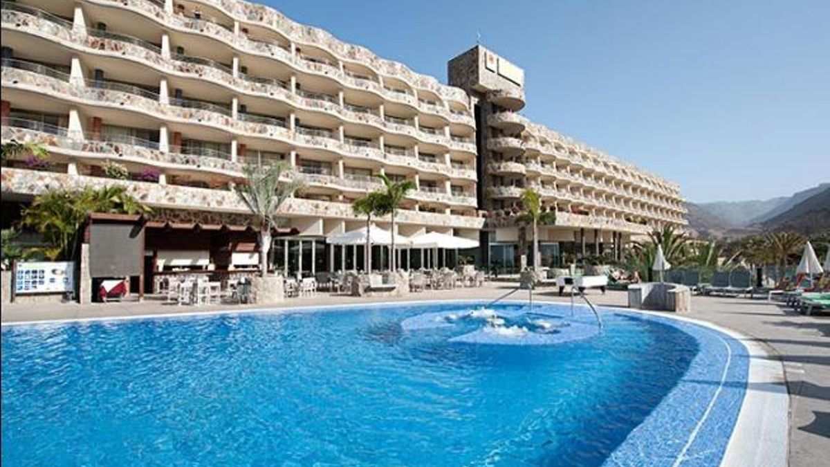 El hotel Valle de Taurito es uno de los tres incluidos en el primer lote subastado de Santana Cazorla.