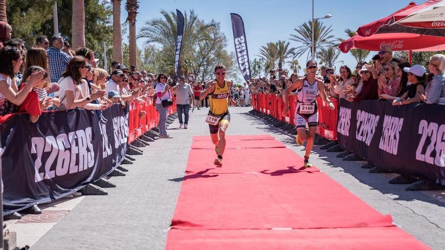Anterior edición del triatlón en Canet.