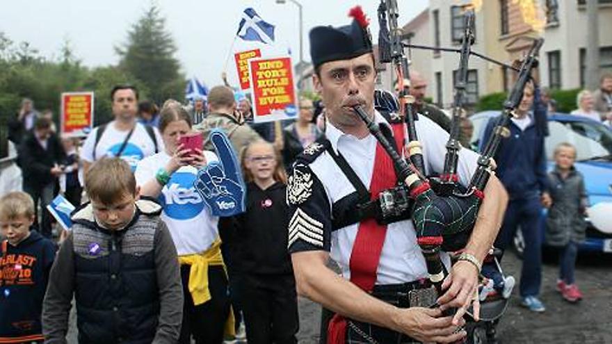 Gran afluencia en la votación en Escocia