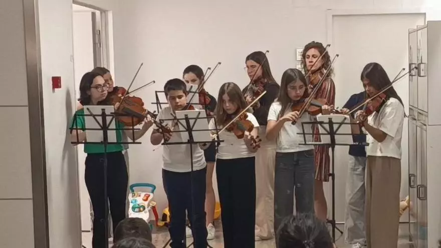 Concierto de los alumnos de viola del Conservatorio de Elche en el Hospital General