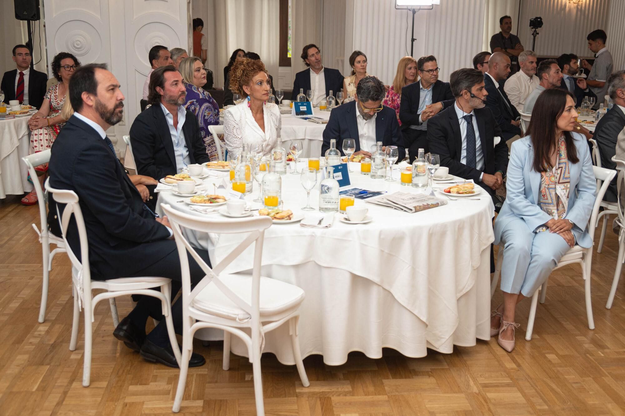 Foro 'Construcción, conectando oficios e impulsando soluciones', organizado por Prensa Ibérica y Fepeco.