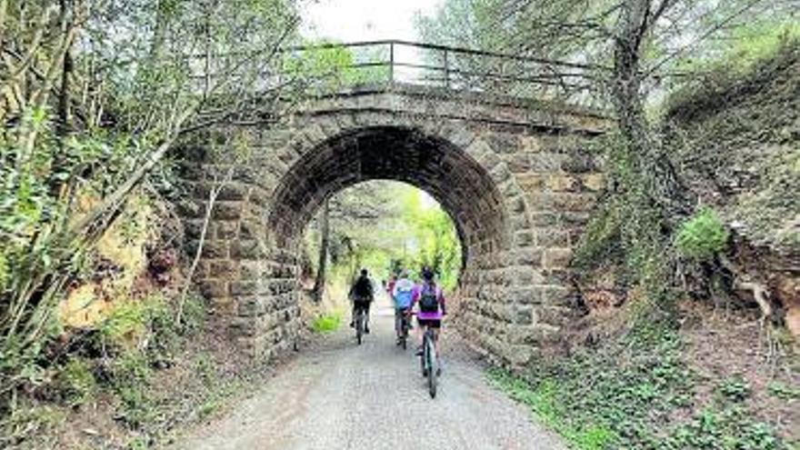 Ciclistas, en 
plena ruta. laura ballester