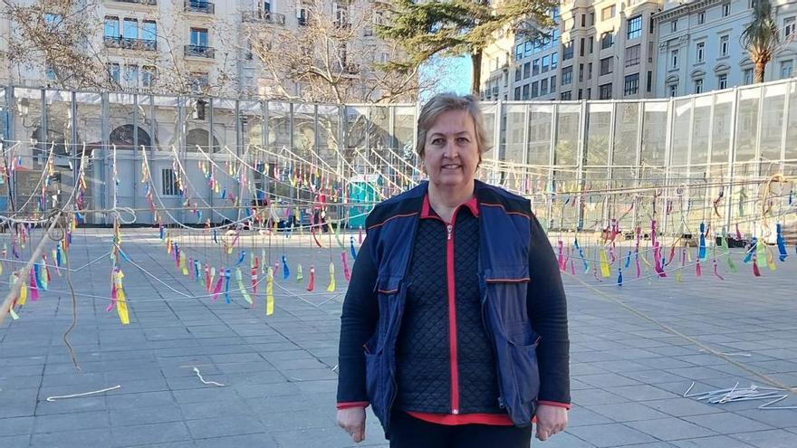 La mascletà ya preparada en la plaza del Ayuntamiento.
