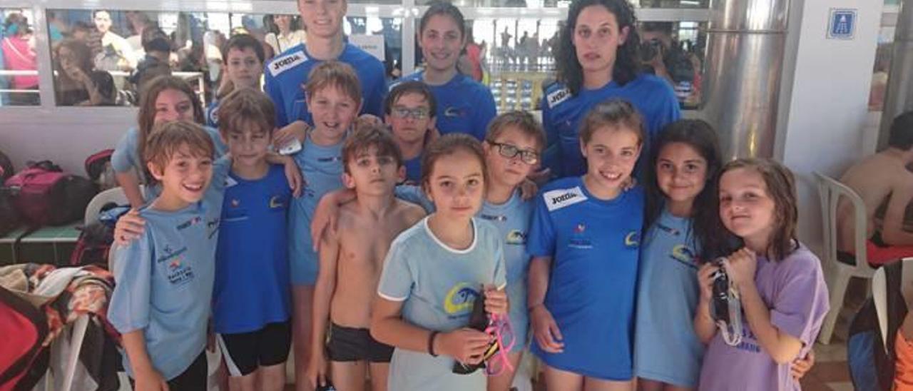 El CN Xàtiva consigue seis medallas en el Trofeu d&#039;Oliva